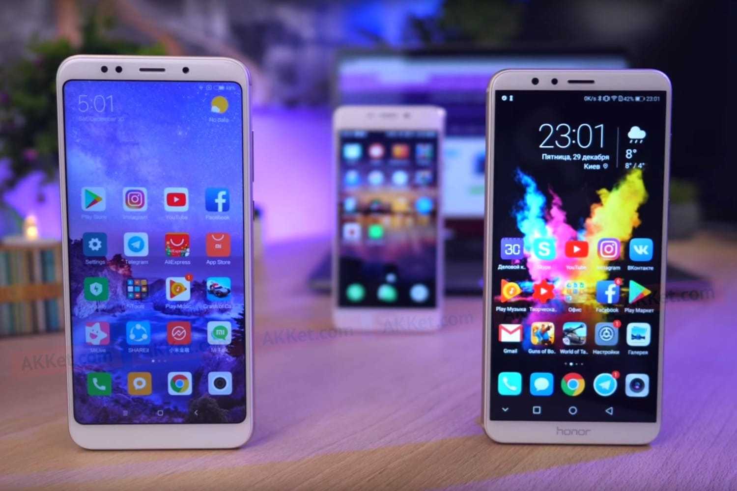 Xiaomi honor huawei. Хуавей и Сяоми. Xiaomi Хуавей хонор. Хуавей редми 5. Huawei Honor 7x.